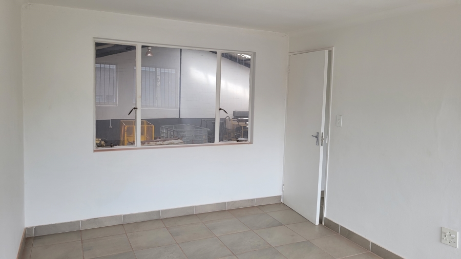 To Let commercial Property for Rent in Okavango Park Western Cape